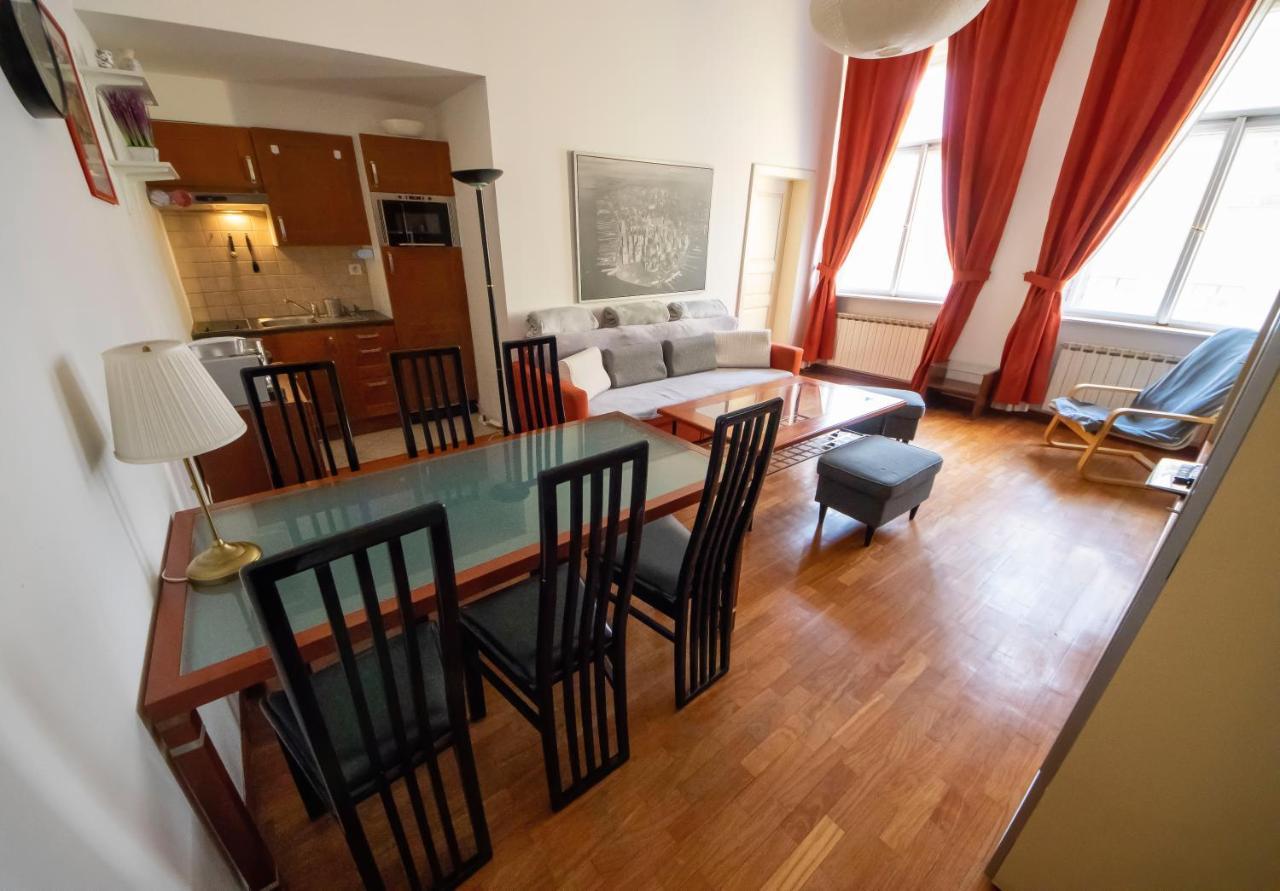 Autentic Apartments Platnerska プラハ エクステリア 写真