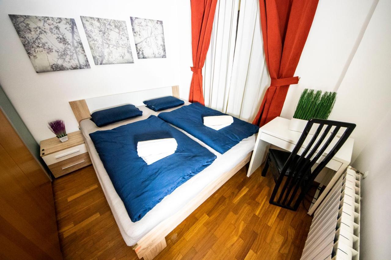 Autentic Apartments Platnerska プラハ エクステリア 写真